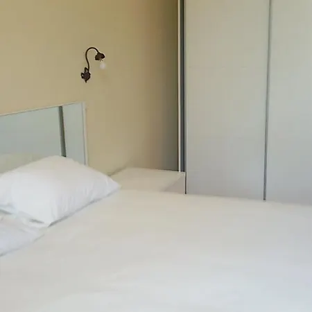 813 Oporto